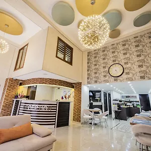 sultan-hotel.alltbilisihotels.com/